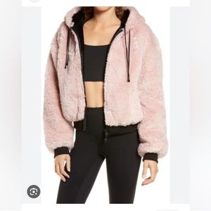 Blanc Noir Luxe Faux Shearling‎ Peach Whip Pink Reversible  Hoodie Size Large